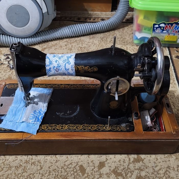 Швейная  машинка