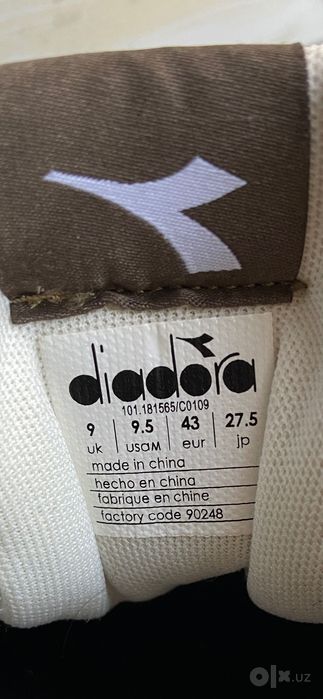 Кроссовки "DIADORA" НОВЫЕ, размер 42,5-43.