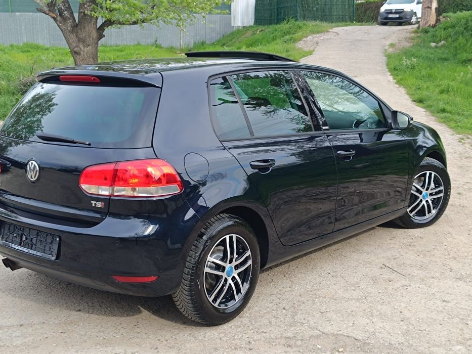 VOLKSWAGEN Golf 2012 — imagine 3