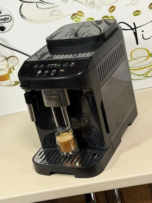 Кафемашина кафе автомат delonghi magnifica evo с гаранция