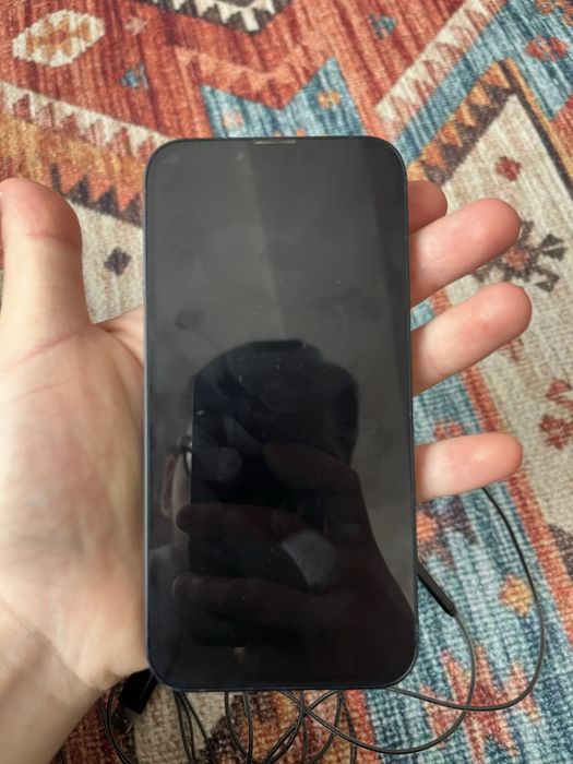 Айфон 13 в хорошем сост.