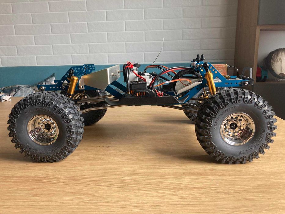 рц краулер/rc crawler-Vanquish,Axial Wraith,Funtek,шокове и др части