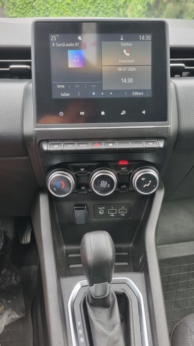 Renault Clio Hibrid 2023 România