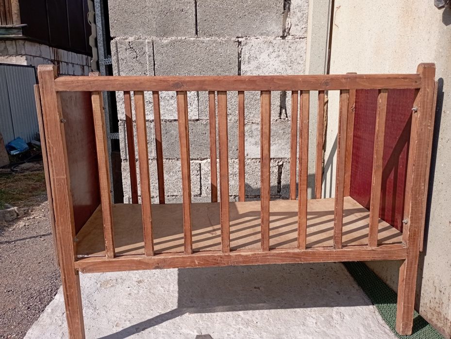 Продам детсую кроватку