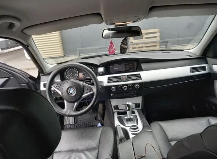 BMW 5 Series 2009 — imagine 4