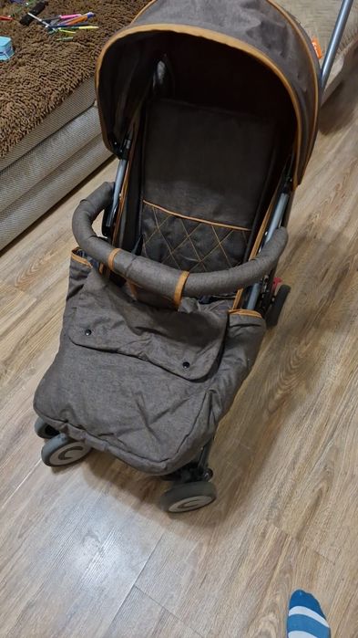 Детская коляска.