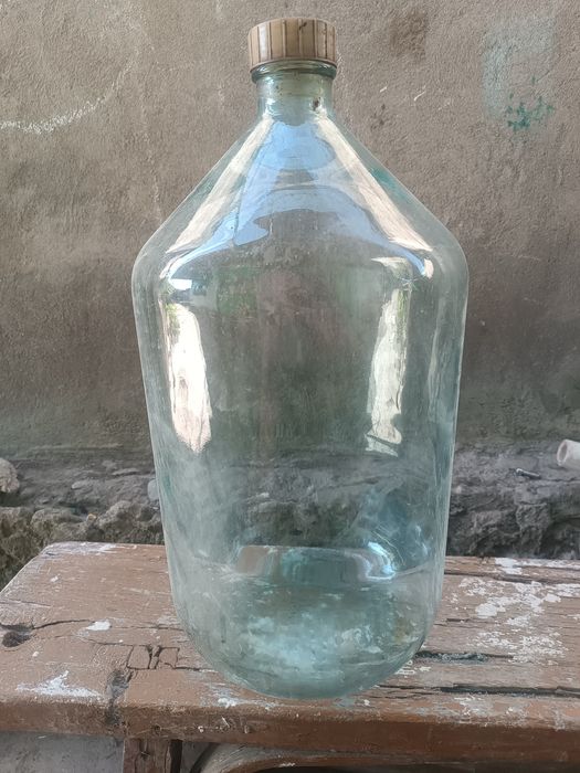 Бутыль 20 литров