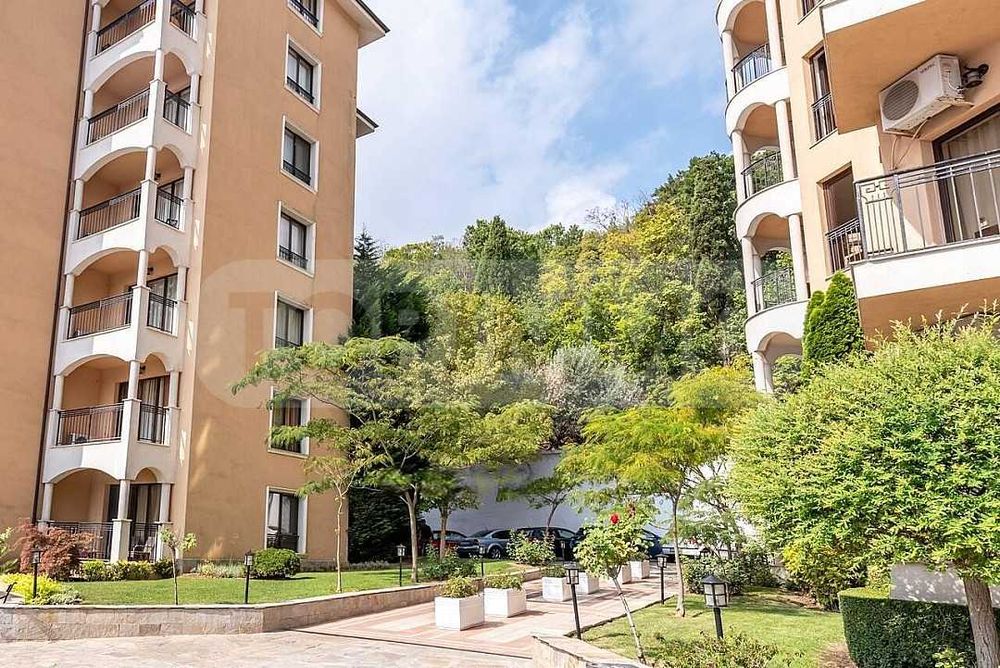 Продава се Тристаен апартамент в к.к. Златни пясъци - 104 кв.м за 1635 €/кв.м - Снимка #14