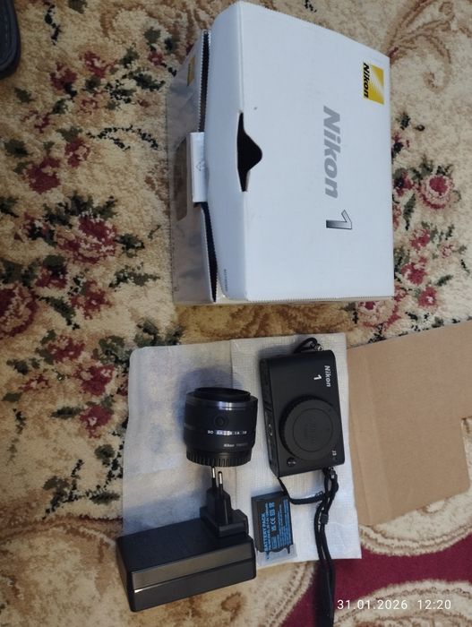 Фотоаппарат Nikon 1 j3 kit