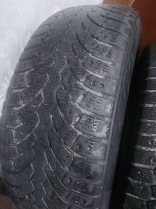 Продам зимние шины