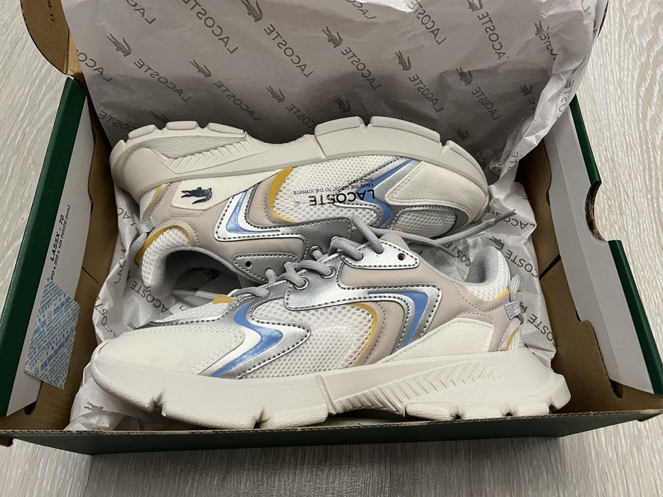 Продам кросовки lacoste