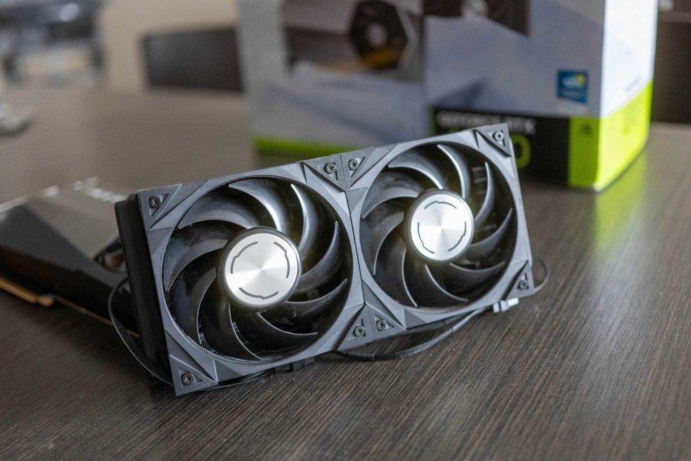 MSI RTX4090 Supreme Liquid