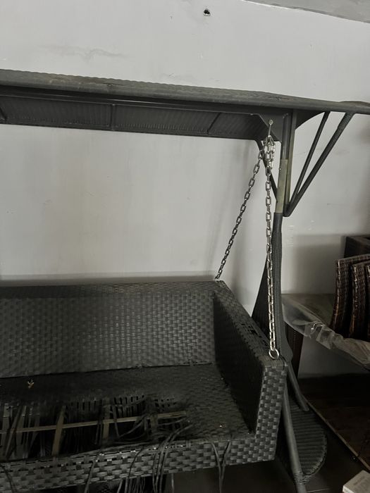 Ротанговая качеля