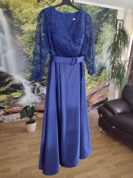 Vând rochie eleganta