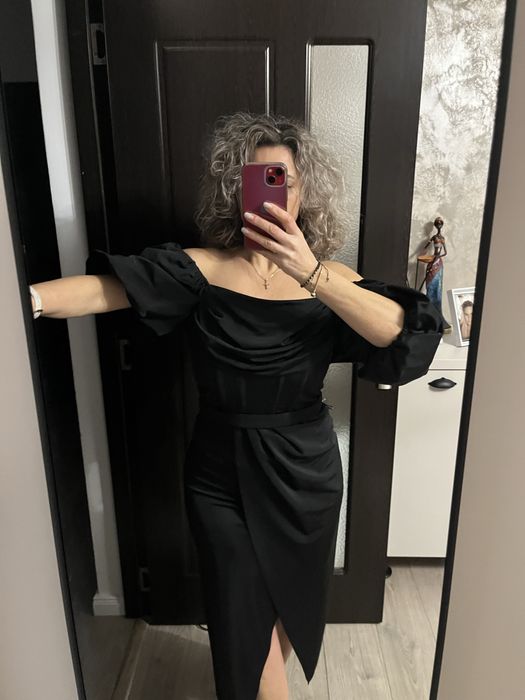 Rochie neagra , fara curea inclusa