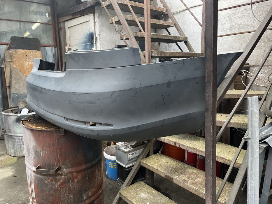 Bara spate nou Skoda Octavia 2