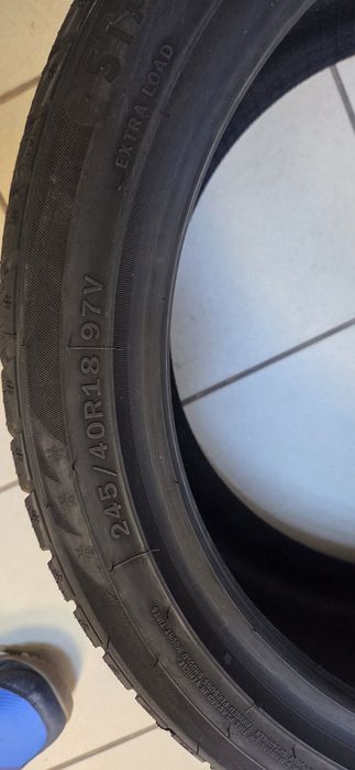 Vand anvelopa iarna noua 245 40 R18 DOT 2024