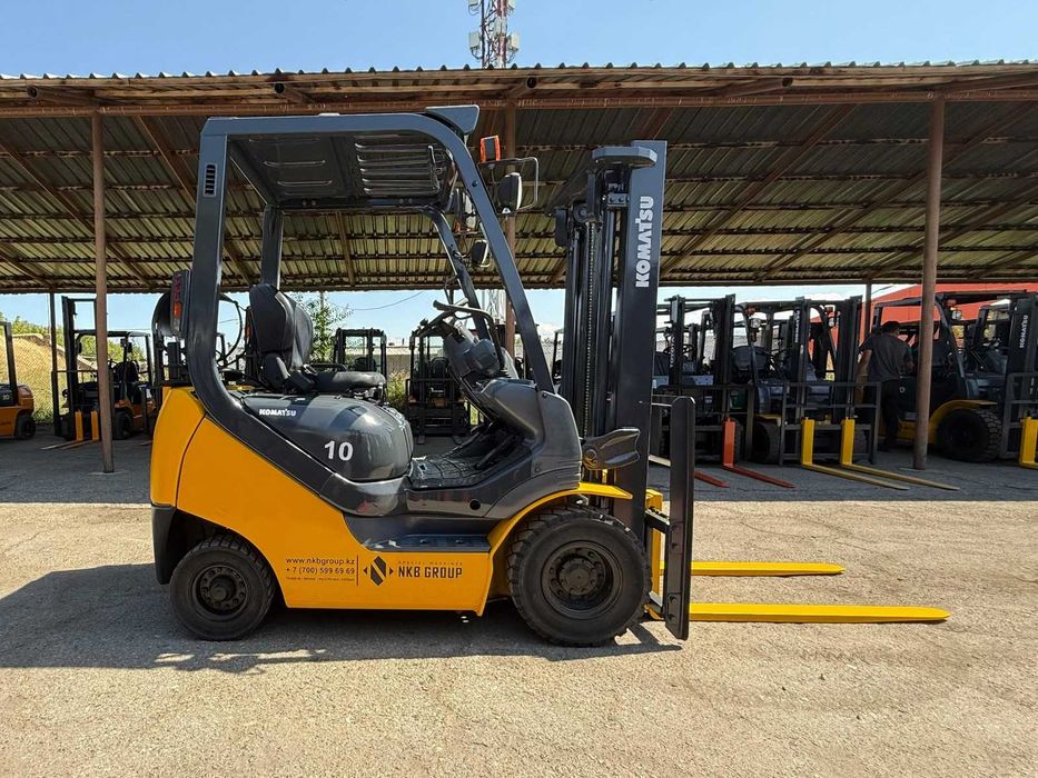 Вилочный погрузчик KOMATSU FG10T