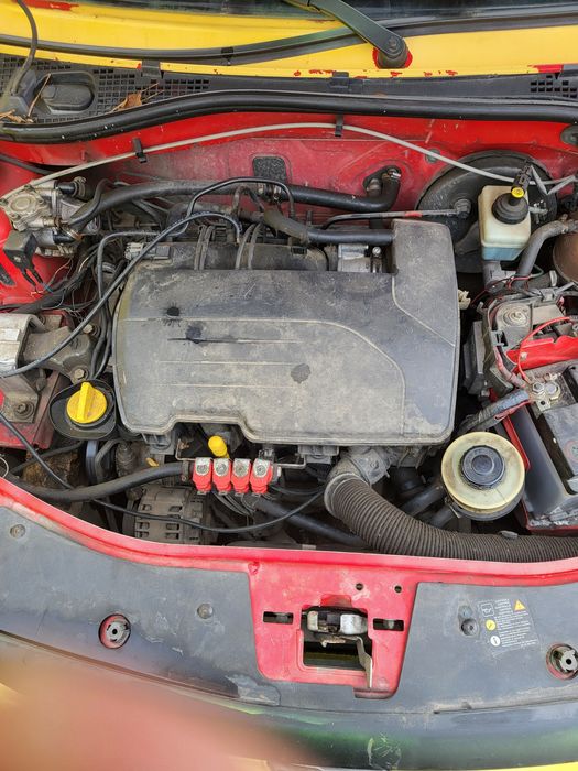 Дачия Сандеро 1.2  бензин