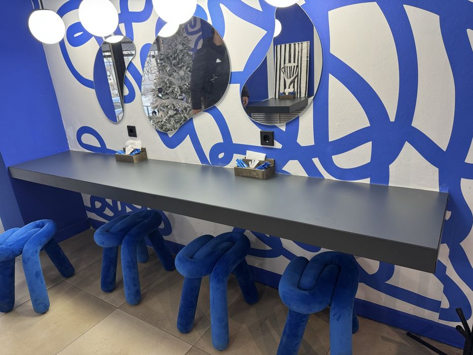 Продам навесные столы