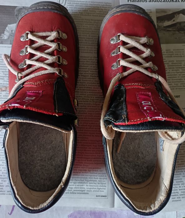 Ghete trekking mărime 42