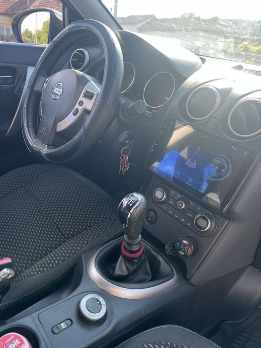 Nissan Qashqai + 2 ,2009,2.0d, 4x4
