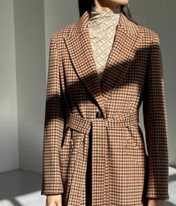 Пальто в клетку новое р 36-40