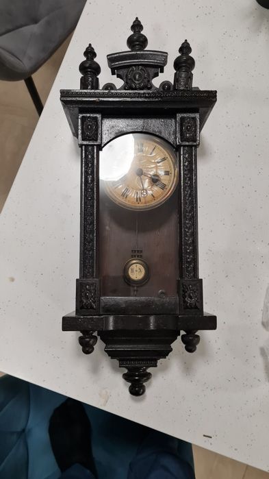 Античен стенен часовник