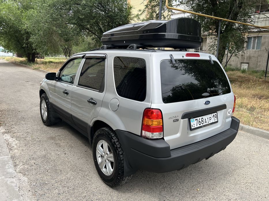 Ford Escape 2004г