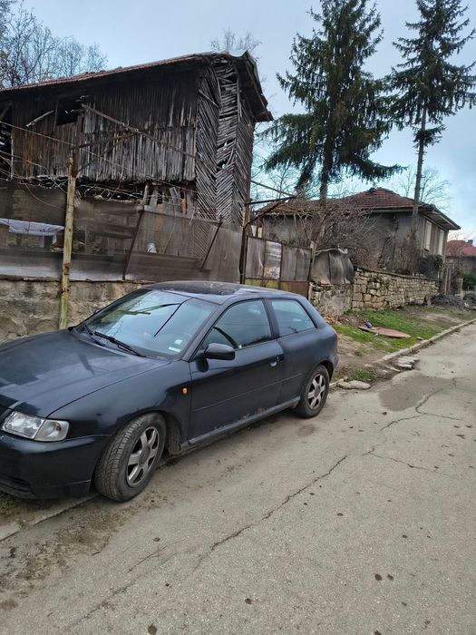 Audi a3 1.6 бензин