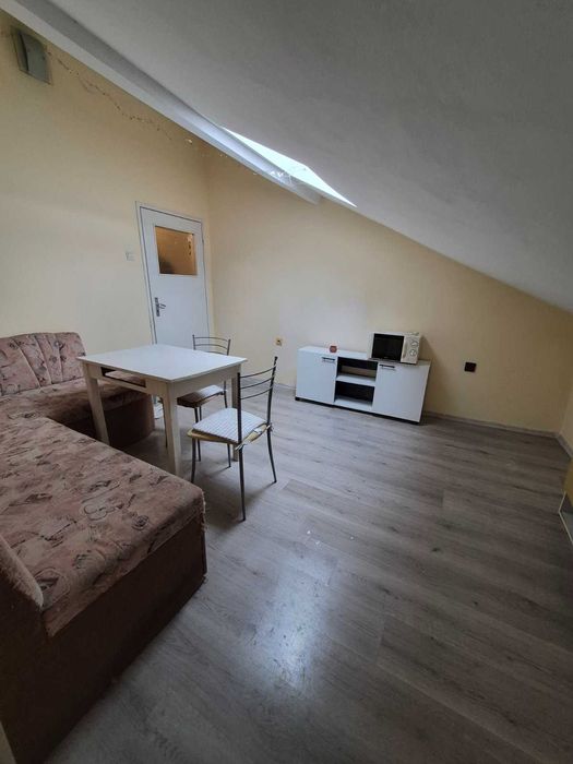 Дава се под наем Двустаен апартамент в Варна, Автогара - 45 кв.м за 298.86 € - Снимка #2