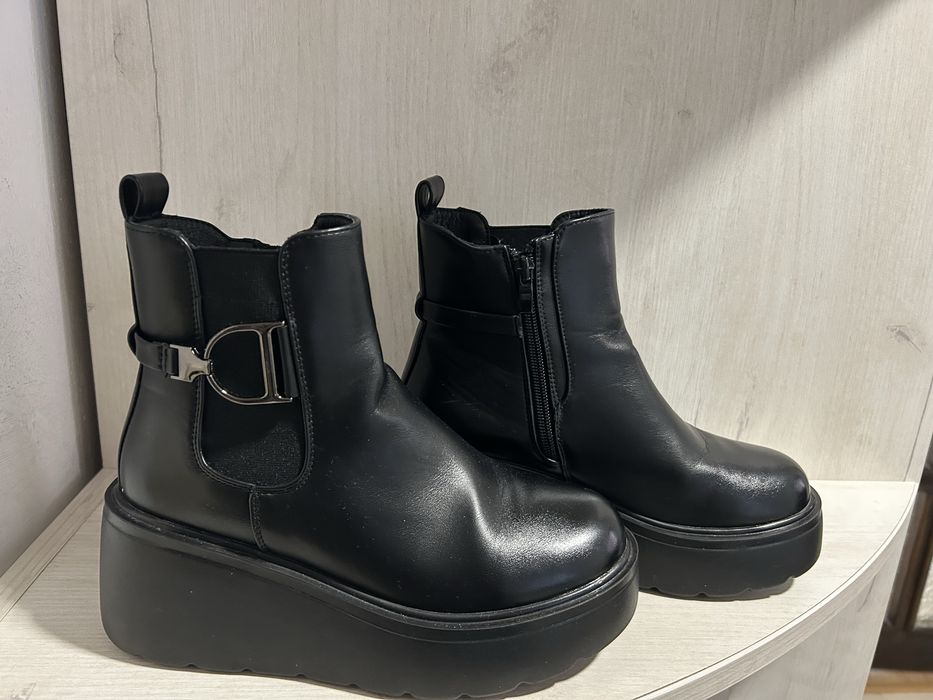 Дамски зимни боти