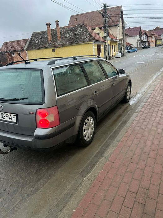 VOLKSWAGEN Passat 0 — imagine 3