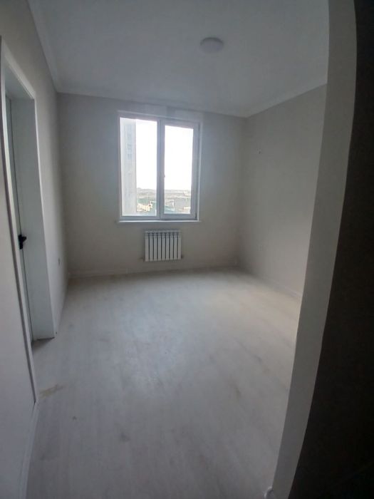 Срочна сотилади янги хайот туман нур хайот уйлари