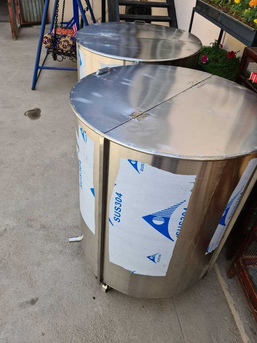 Ёмкость из нержавеющий стали с плоским дном. Nerjaveyka