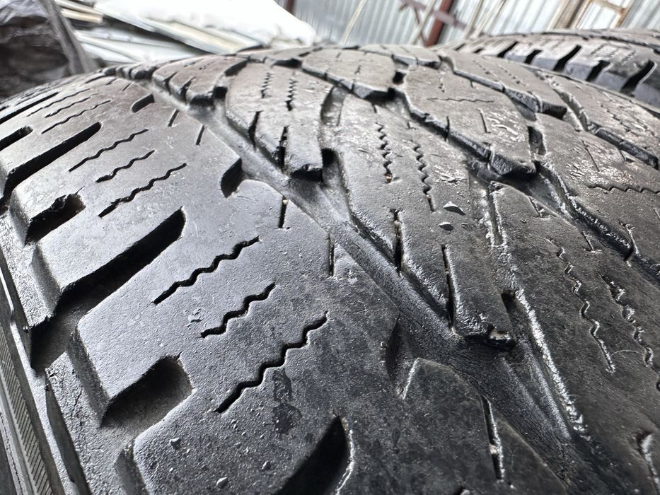 Продам шины Nitto