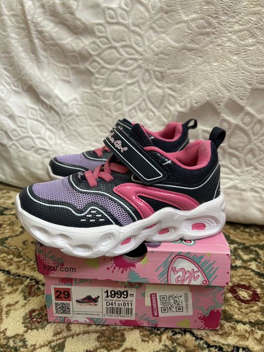 Детские ботинки и кроссовки