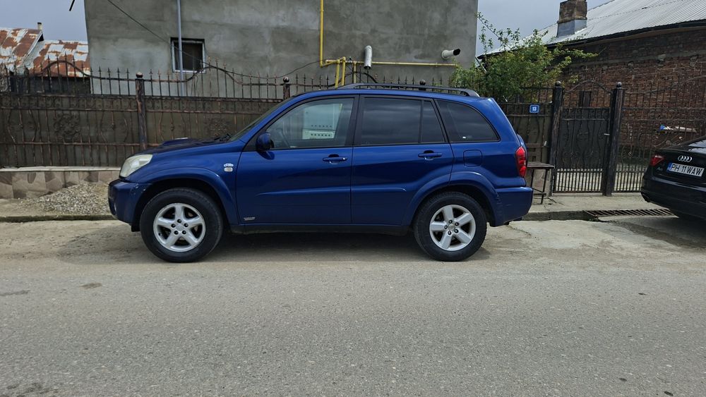 TOYOTA RAV 4 2 4x4