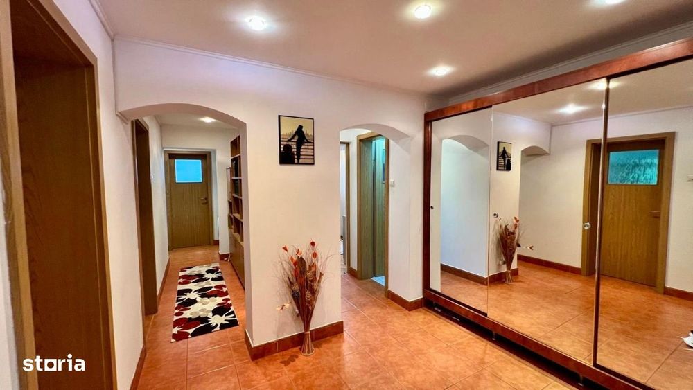 Apartament 4 camere decomandat | Str. Banat | Etaj 3/4 |