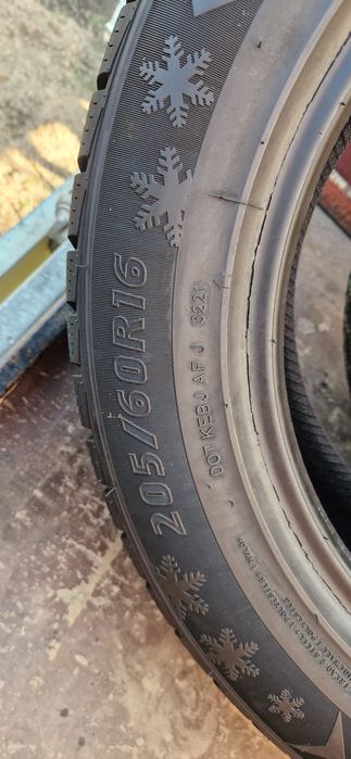 2 Anvelope ca noi Evergreen 205 60 R16 M+S