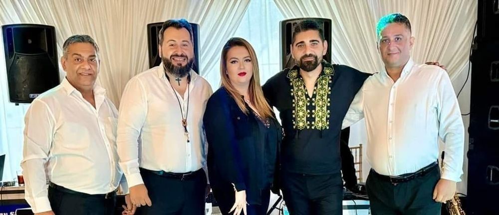 Formatie Botez Nunta Corporate Saxofonist Dji