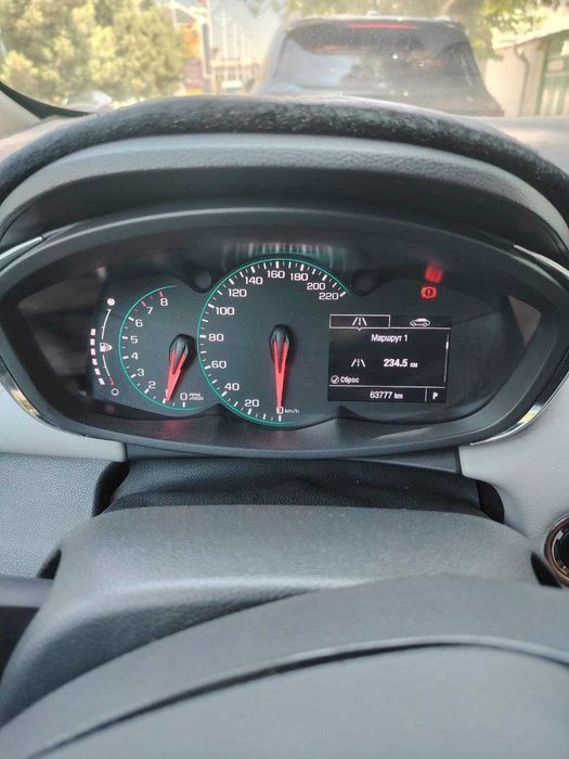 Продается Трекер 2020 год 2 позиция 70.000км СВОЯ (Краска тоза)