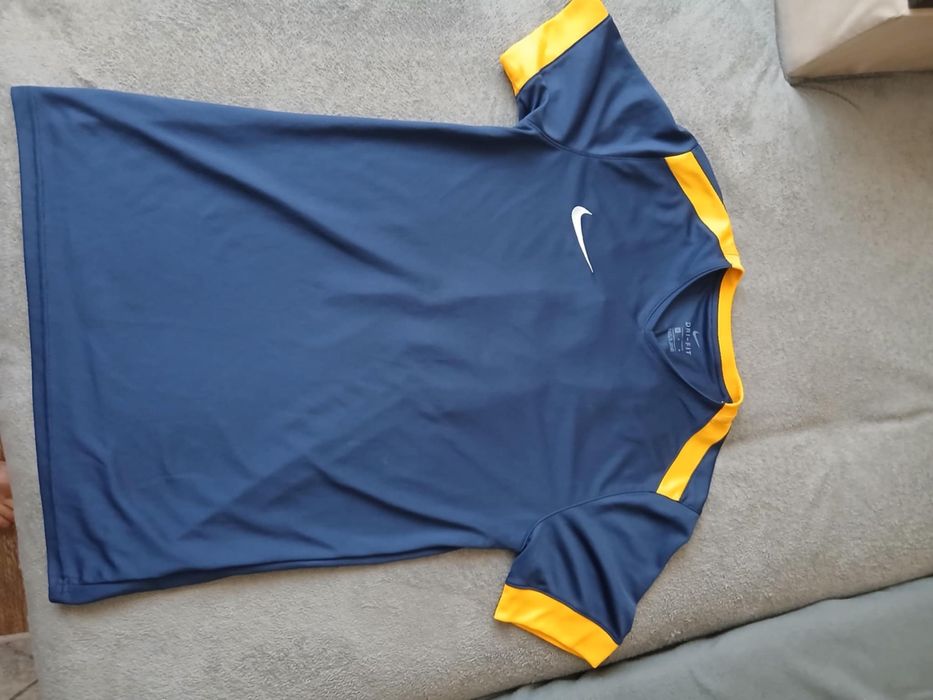 Мъжка спортна тениска Nike