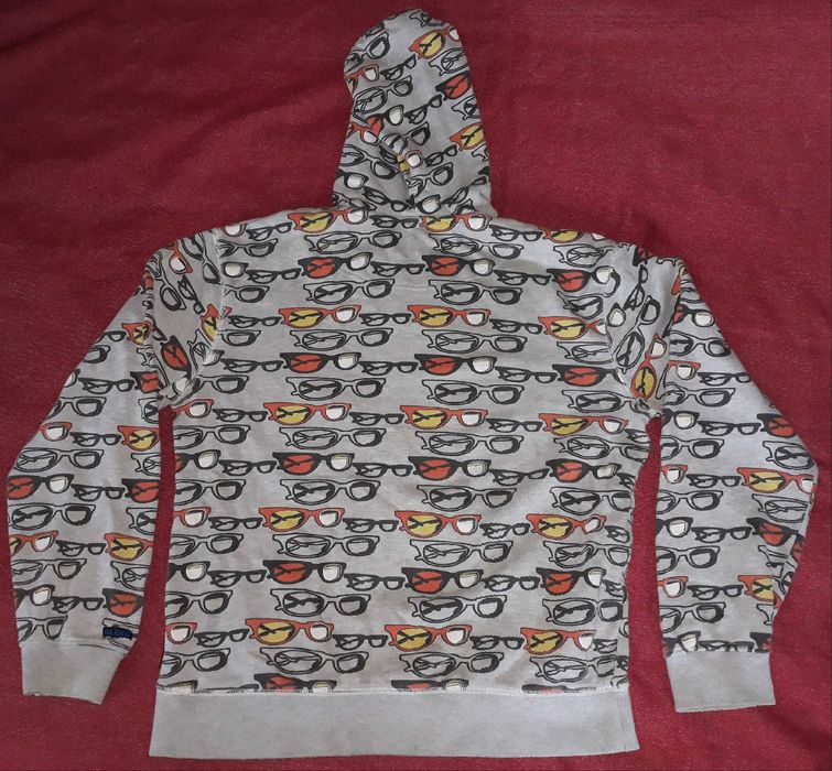 Суичър с качулка худи с слънчеви очила Blend