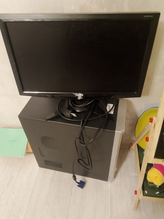 Ноутбук самсунг.   .