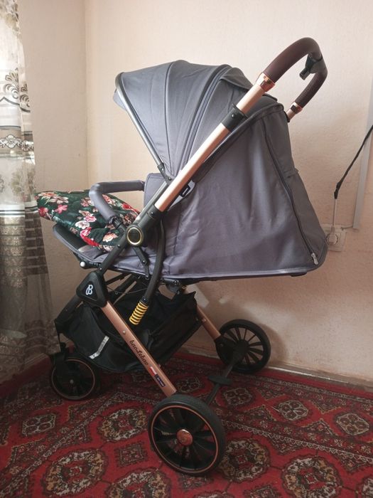 Детские коляска но ещё не использовали гарантия