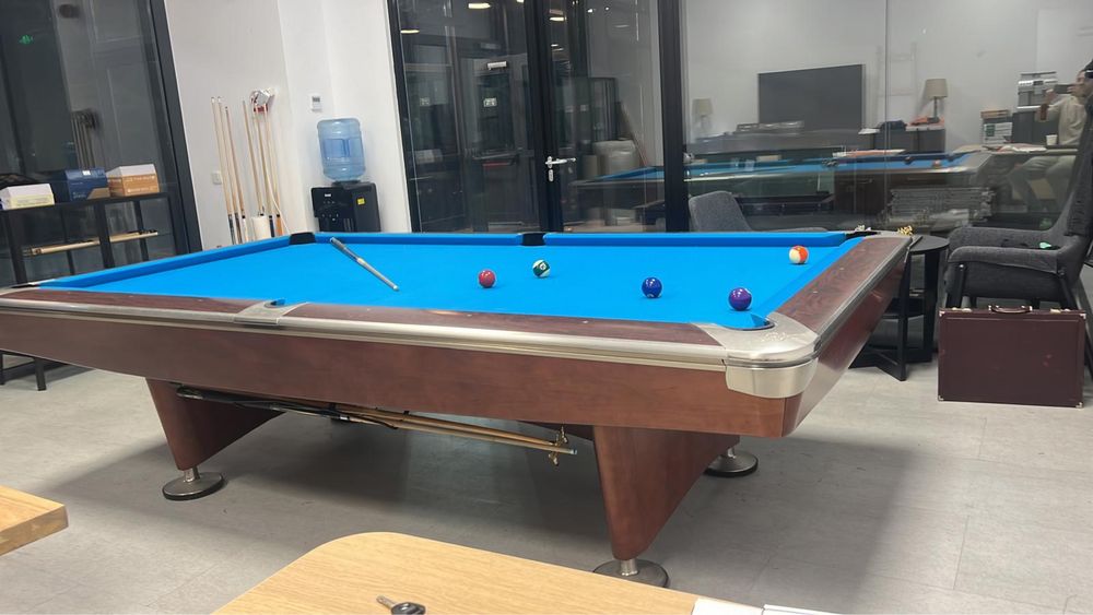 Club privat biliard / card membru / Hyperion Towers