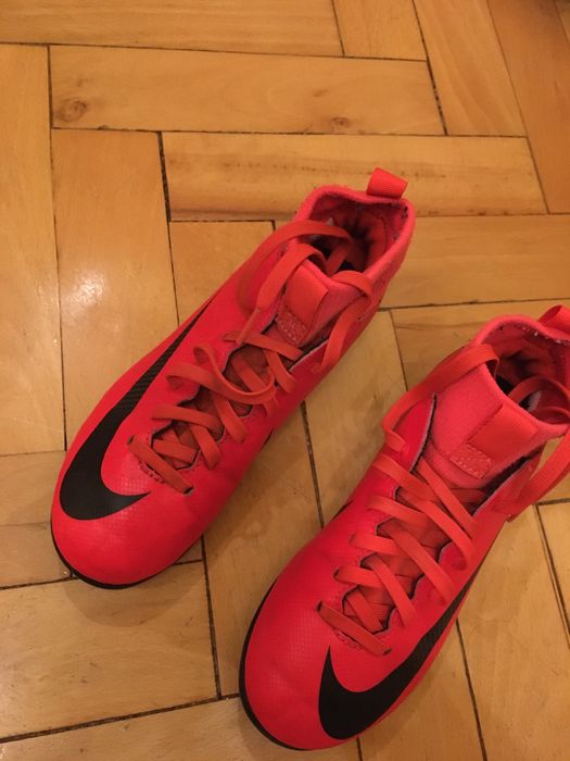 Детски бутонки Nike