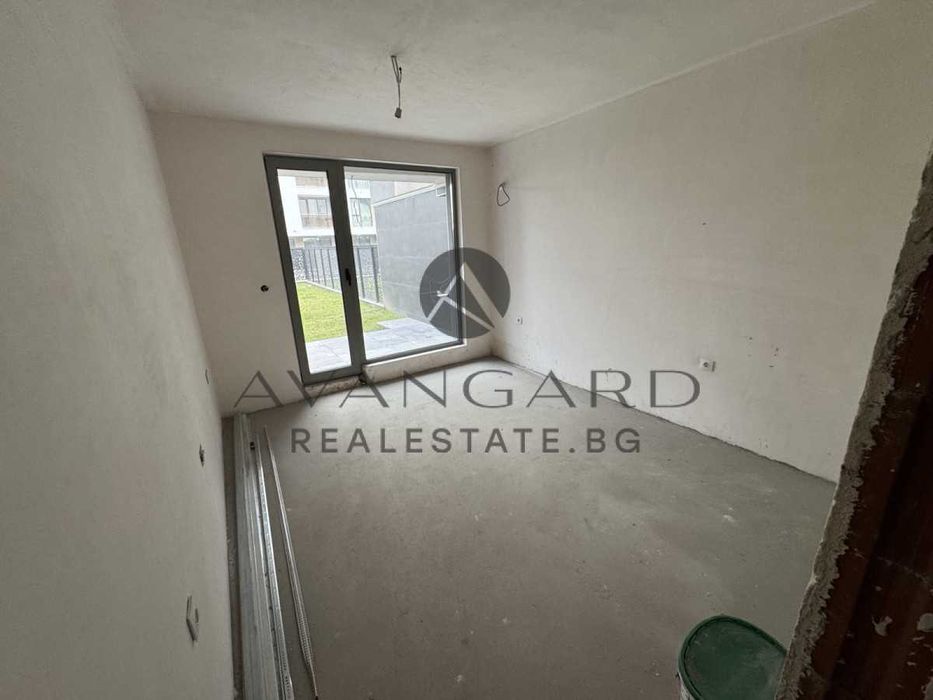 Продава се Тристаен апартамент в Пловдив, Христо Смирненски - 204 кв.м за 731 €/кв.м - Снимка #4