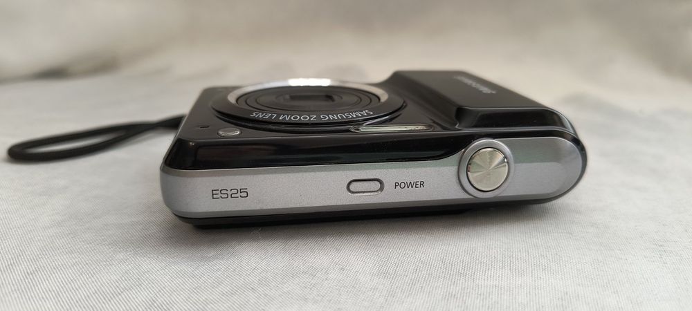 Цифров фотоапарат Samsung ES25